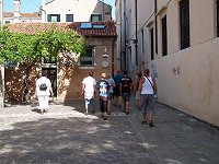 Venedig - under g�turen fra 'Zattere' mod Markuspladsen
