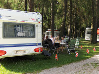 John har f�dselsdag, Camping Schiesstand, Brunico, Italien