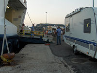 F�rge der ligger til lige ved siden af vores campingvogn