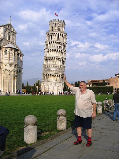 John g�r sit til at 'Det sk�ve t�rn' bliver st�ende...